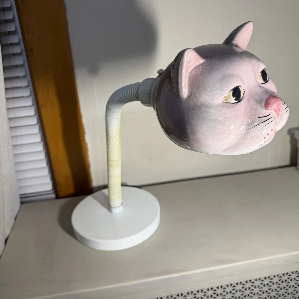 The Unbranded Brand lamp very